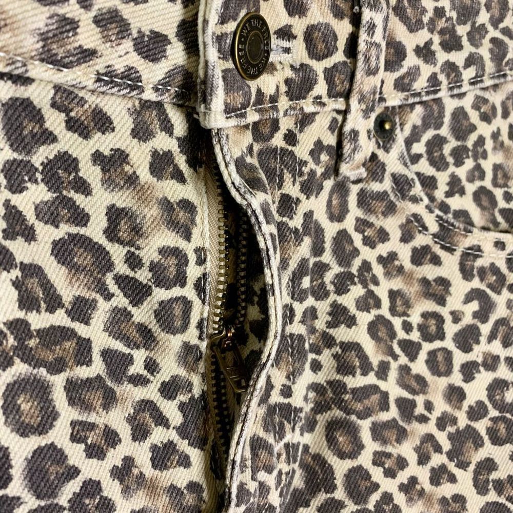 Free People Bailey Denim Mini Skirt Leopard Print Frayed Hem Jean Skirt - Picture 9 of 14